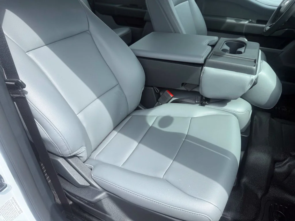 New 2026 Oxford White Ford F-250® XL image 54
