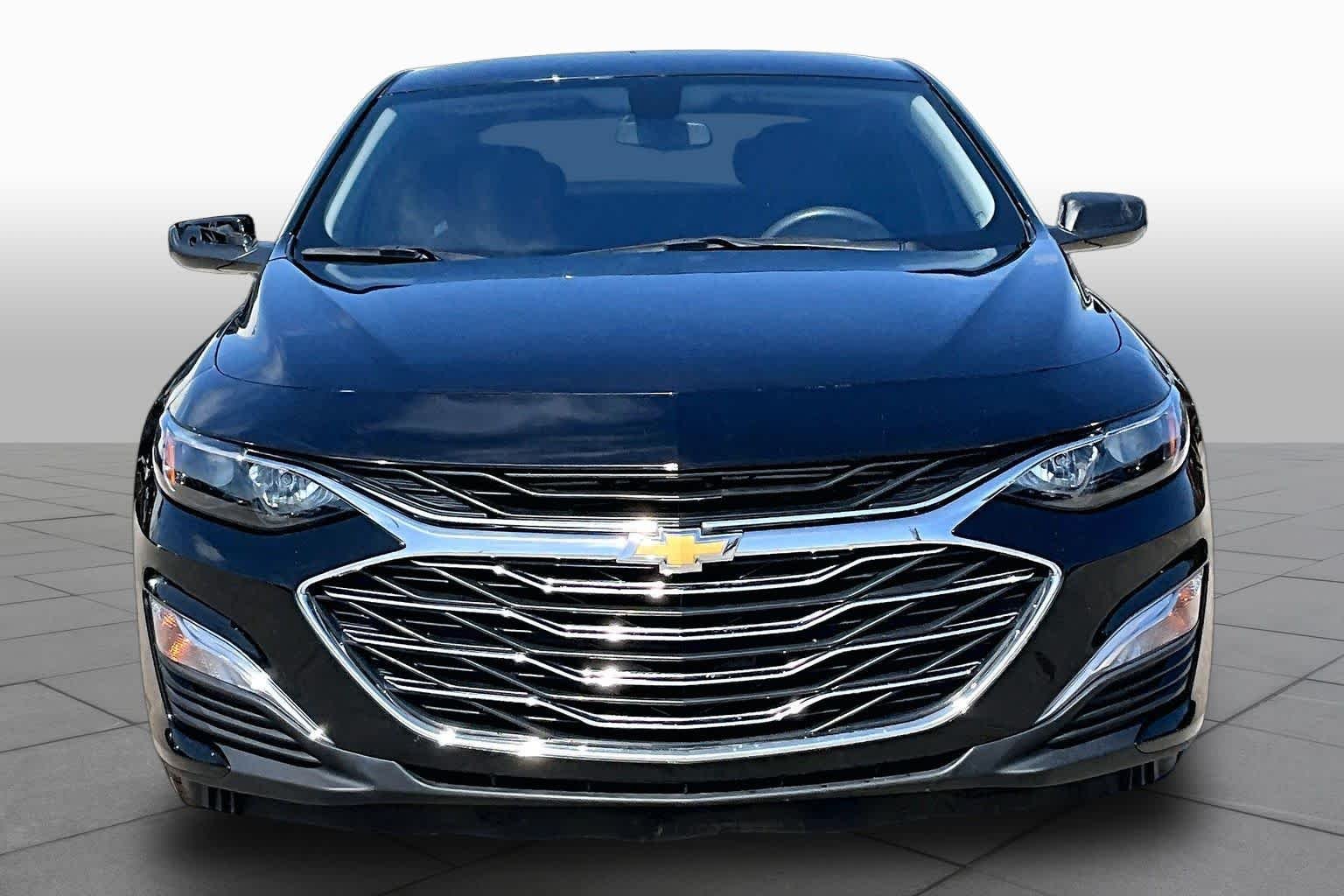 Used 2022 Mosaic Black Metallic Chevrolet LS image 4