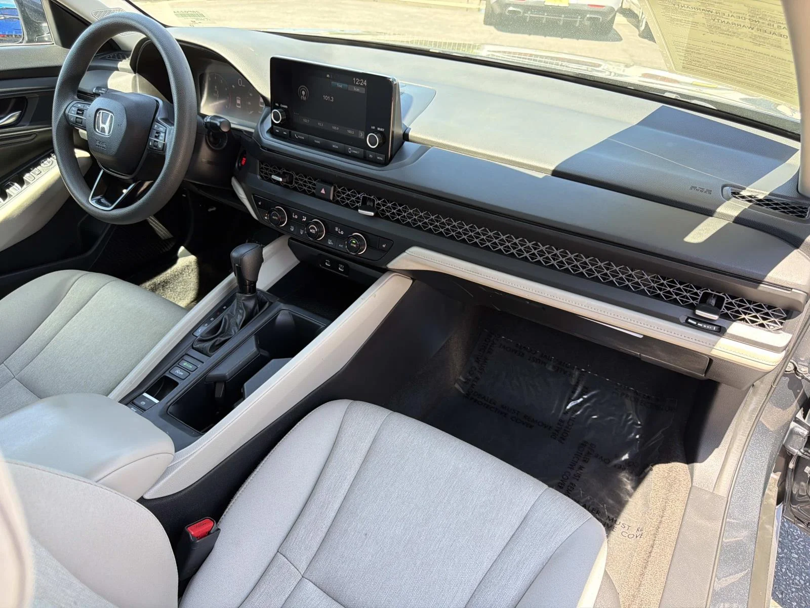 Used 2024  Honda EX image 31