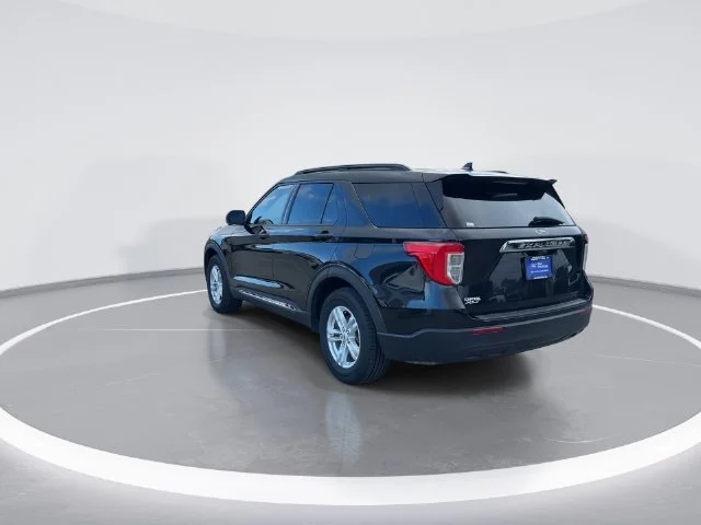 Used 2022 Black Ford XLT image 5