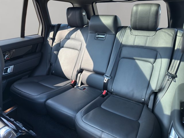 Used 2021 Black Land Rover Westminster image 12