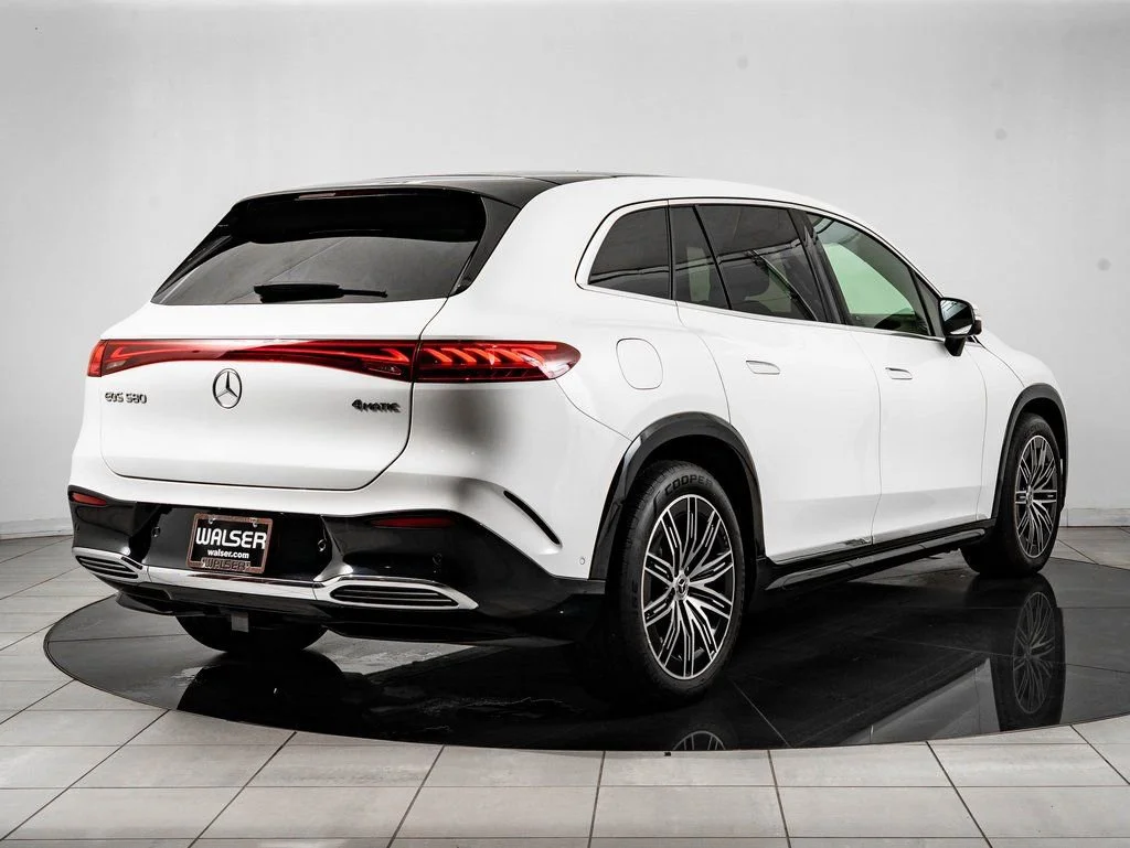 Used 2023 Diamond White Mercedes-Benz 580 image 7