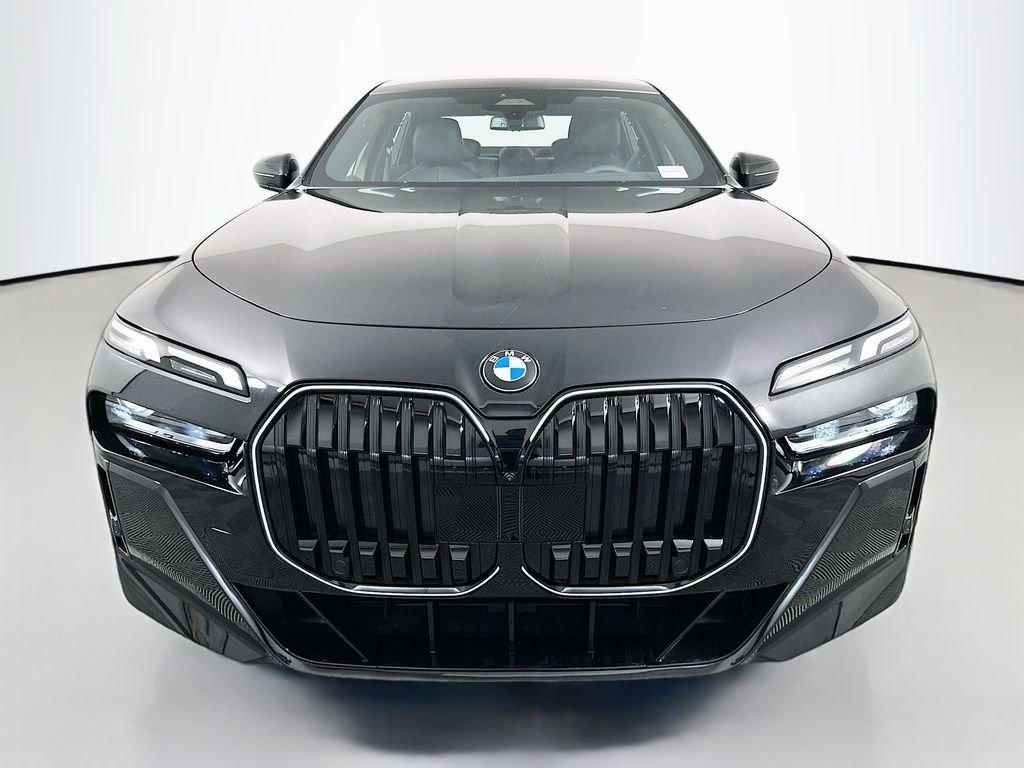 New 2026 Black Sapphire Metallic BMW 740i image 2
