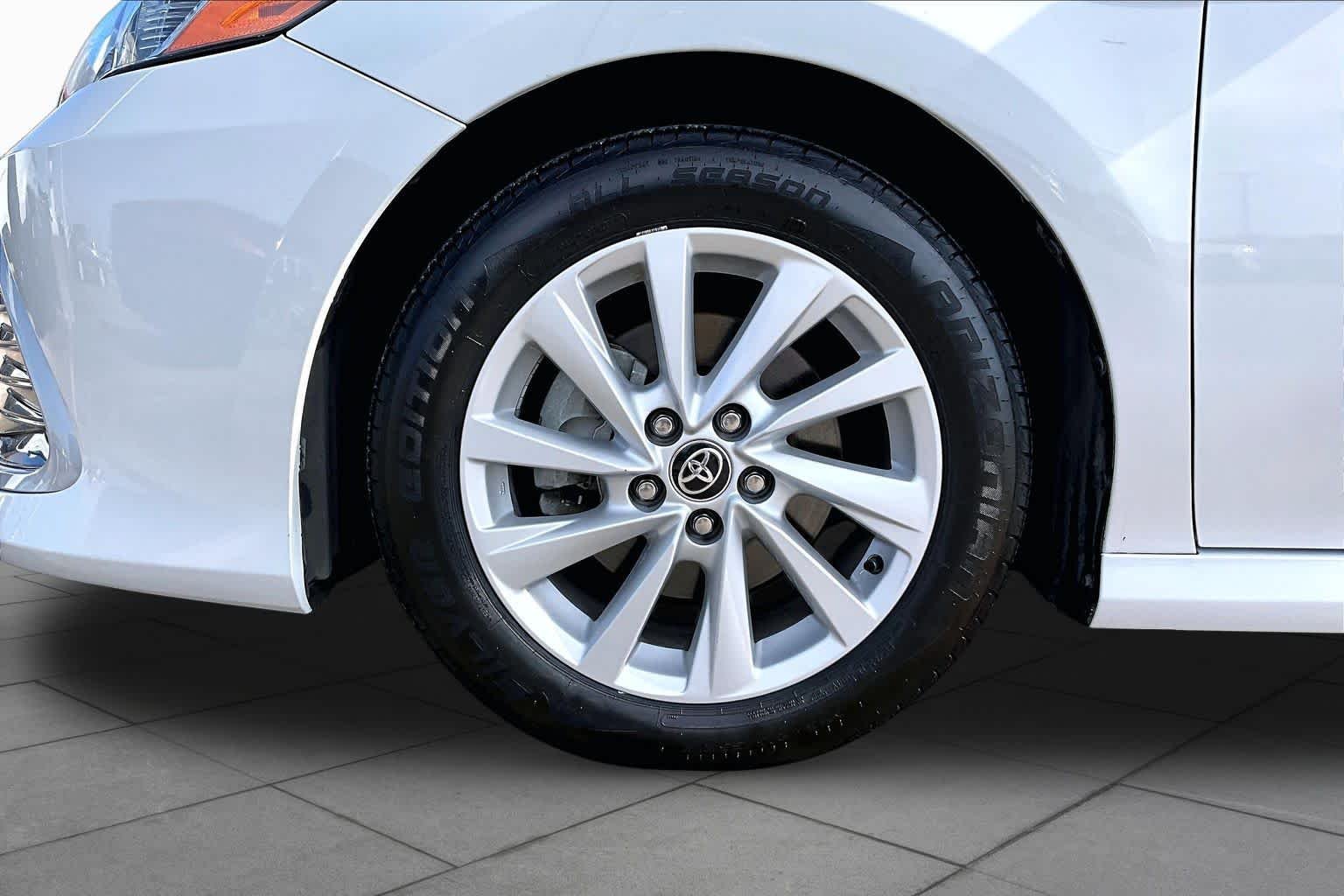 Used 2022 Ice Edge Toyota LE image 11