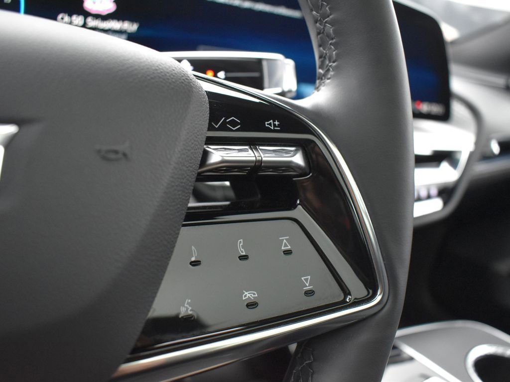 2024 CADILLAC LYRIQ - Image 16