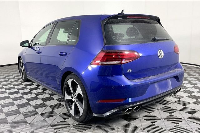 Used 2019 Blue Volkswagen DCC & Navigation 4Motion image 2