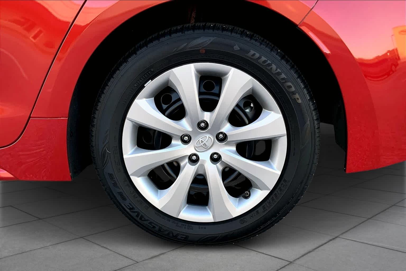 Used 2020 Barcelona Red Metallic Toyota LE image 11