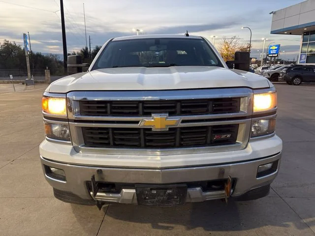 Used 2015 White Chevrolet LT image 2