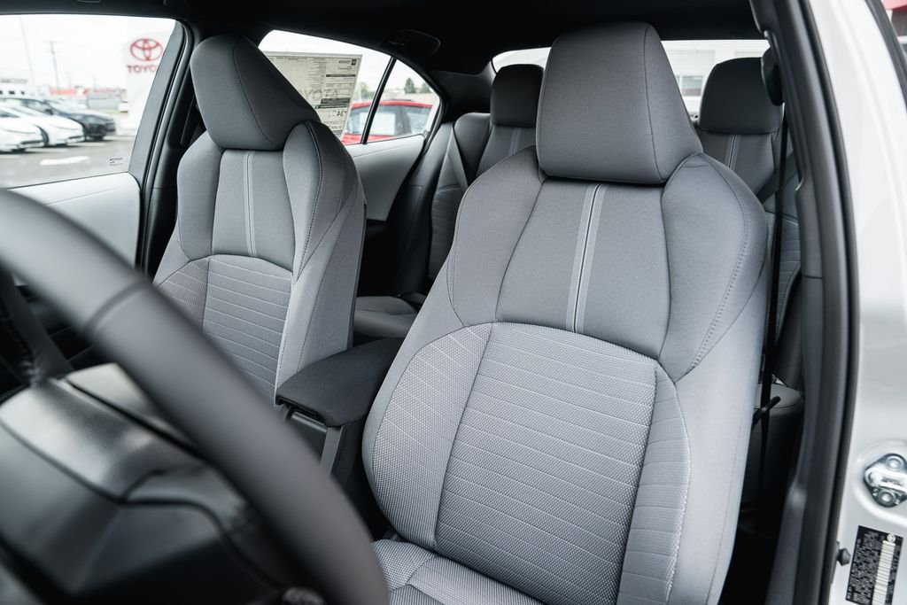 New 2026 Classic Silver Metallic Toyota SE image 24
