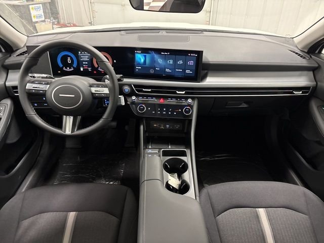 Certified Used 2026 White Hyundai SEL Sport image 9