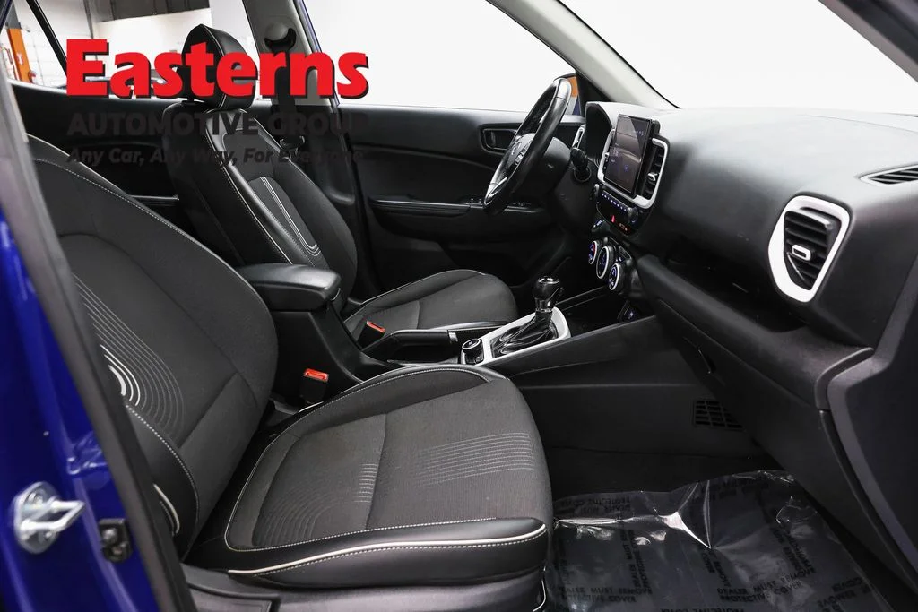 Used 2023 Blue Hyundai Limited image 25