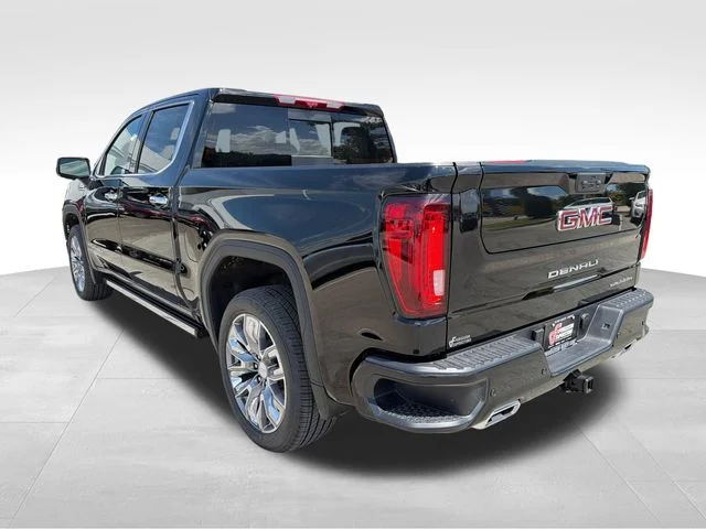 2026 GMC Sierra 1500 Denali - Photo 5