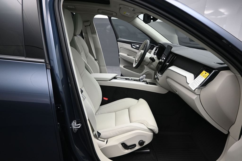 New 2027 MINERAL BLACK INFINITI Autograph AWD image 18