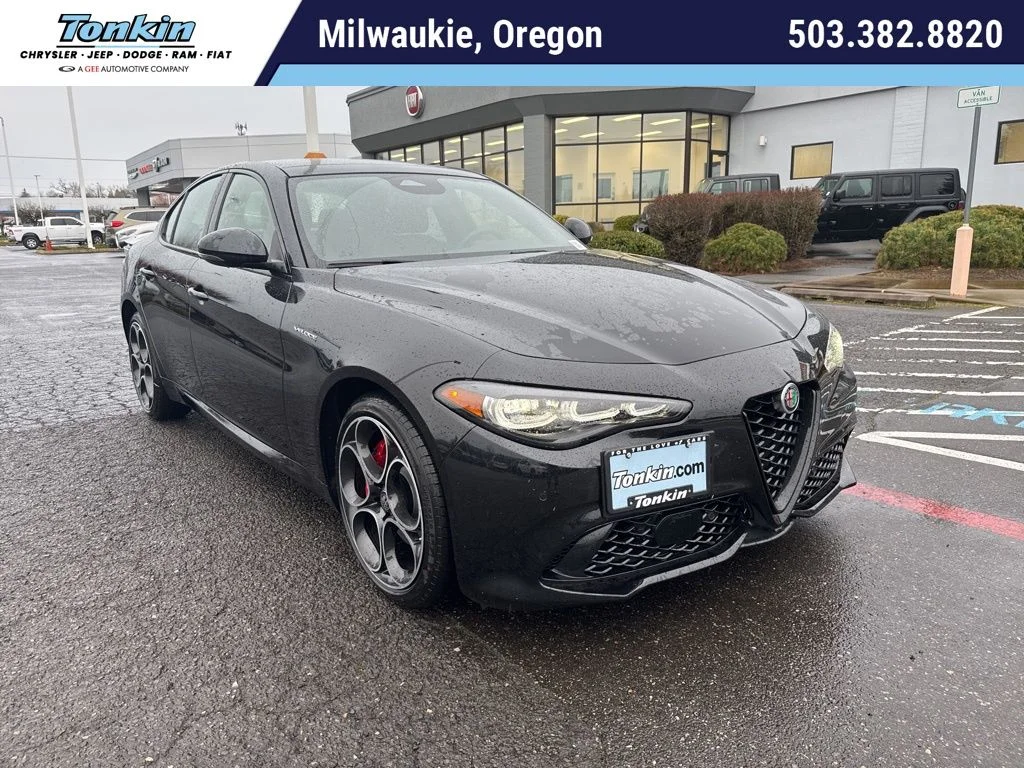 2026 Alfa Romeo Giulia Giulia AWD's photo
