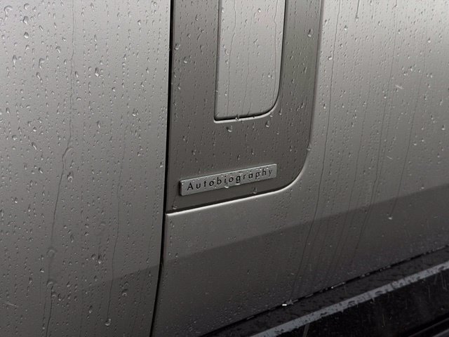 Used 2025 Silver Land Rover Autobiography image 16