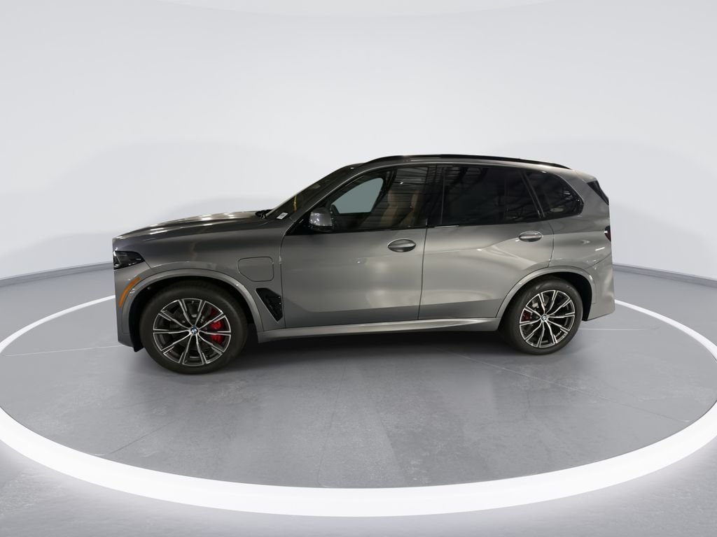 New 2026 Gray Metallic BMW xDrive50e image 4