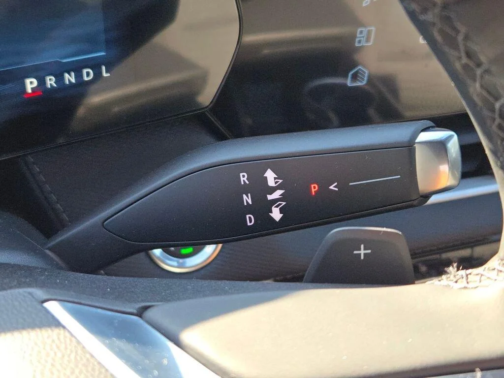 2027 Chevrolet Equinox LT - Photo 28