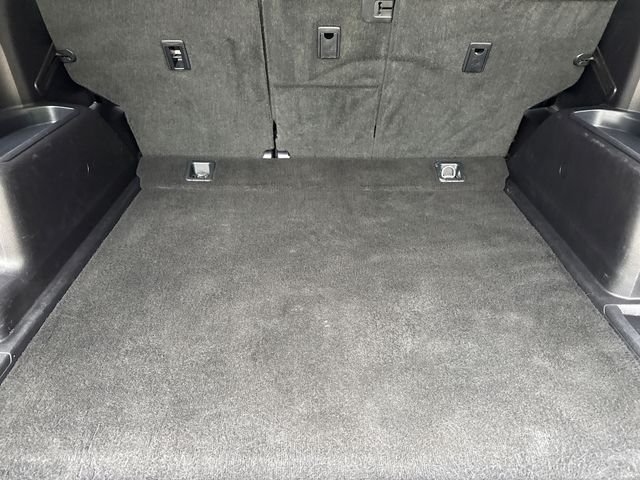 Used 2018 Red Toyota SR5 image 11