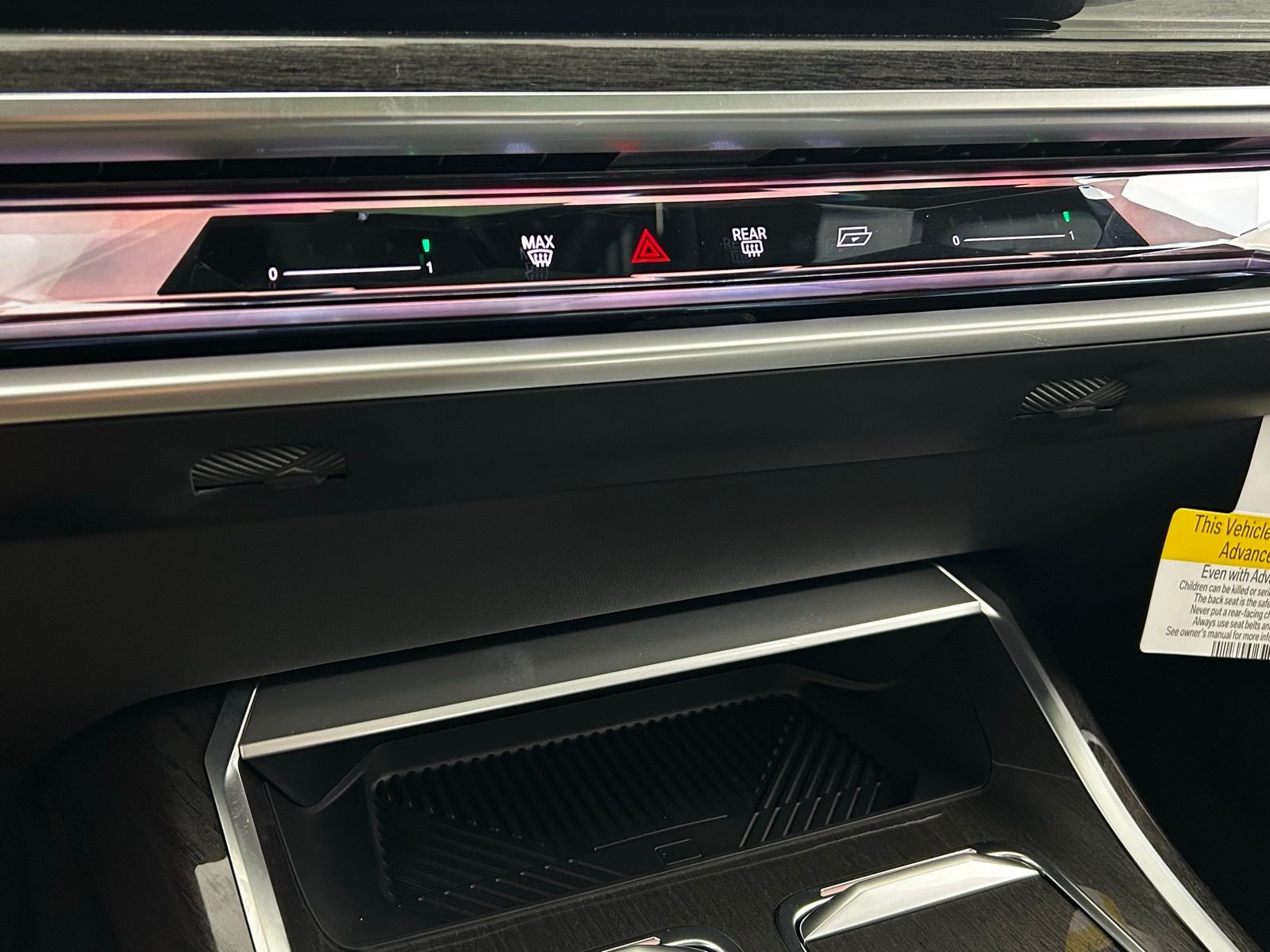 New 2026 Black Sapphire Metallic BMW xDrive60 image 28