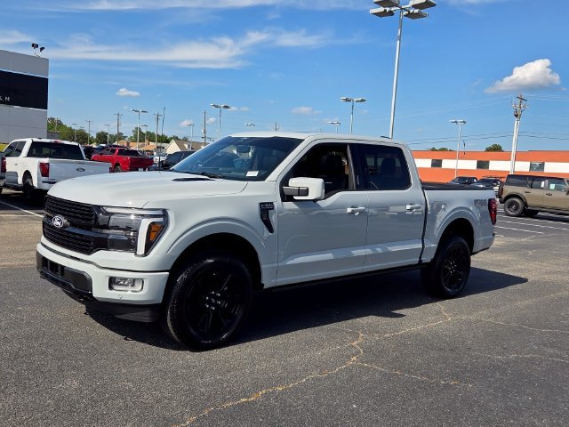 New 2026 Avalanche Ford Platinum image 3