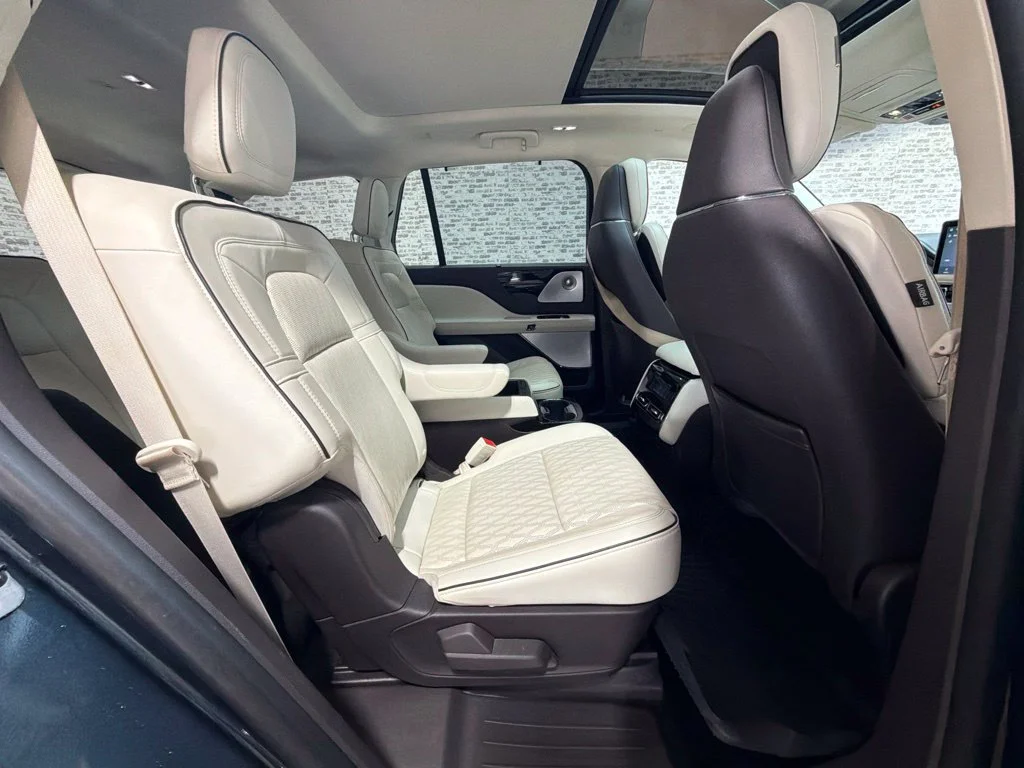 Used 2021 Flight Blue Lincoln Black Label image 13