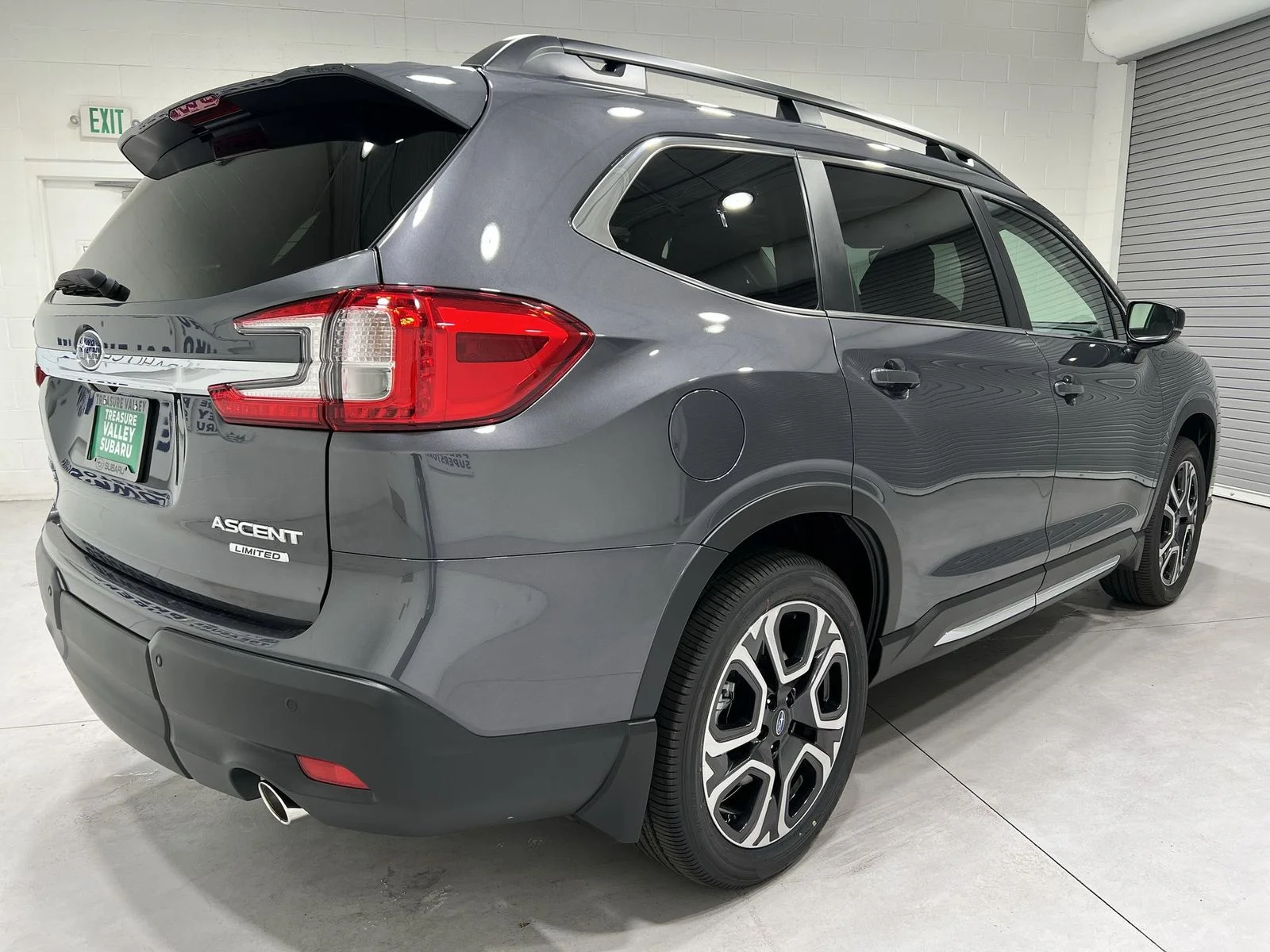 New 2026 MAGNETITE GRAY METALLIC Subaru Limited image 8