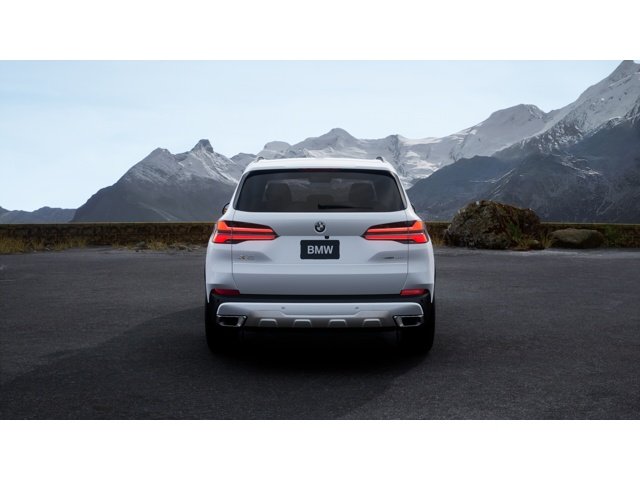 New 2026 Alpine White BMW sDrive40i image 5
