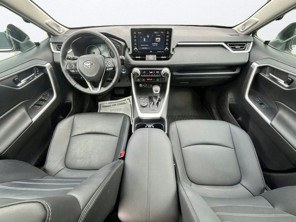 Used 2021 Silver Toyota XLE Premium image 12
