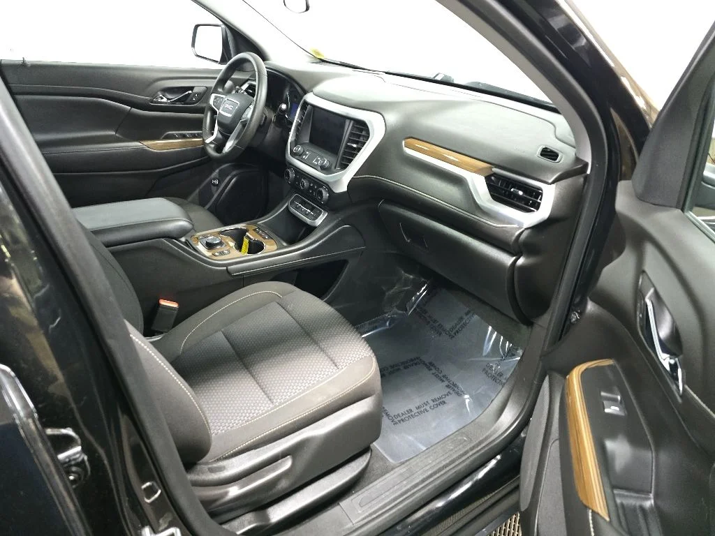 Used 2023 Black GMC SLE image 15