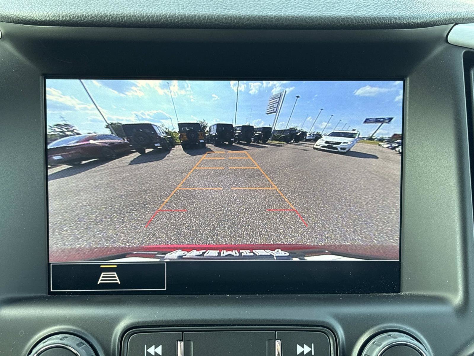 Used 2024 Volcanic Red Tintcoat GMC SLT image 22