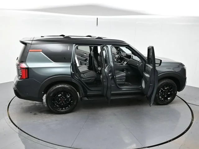Used 2025 Alpine Metallic/super Black Nissan PRO-4X image 45