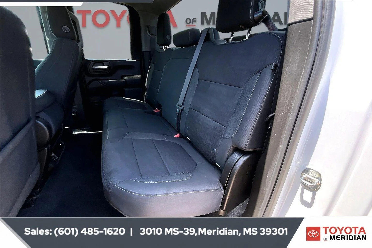 Used 2023 Summit White Chevrolet Custom image 19