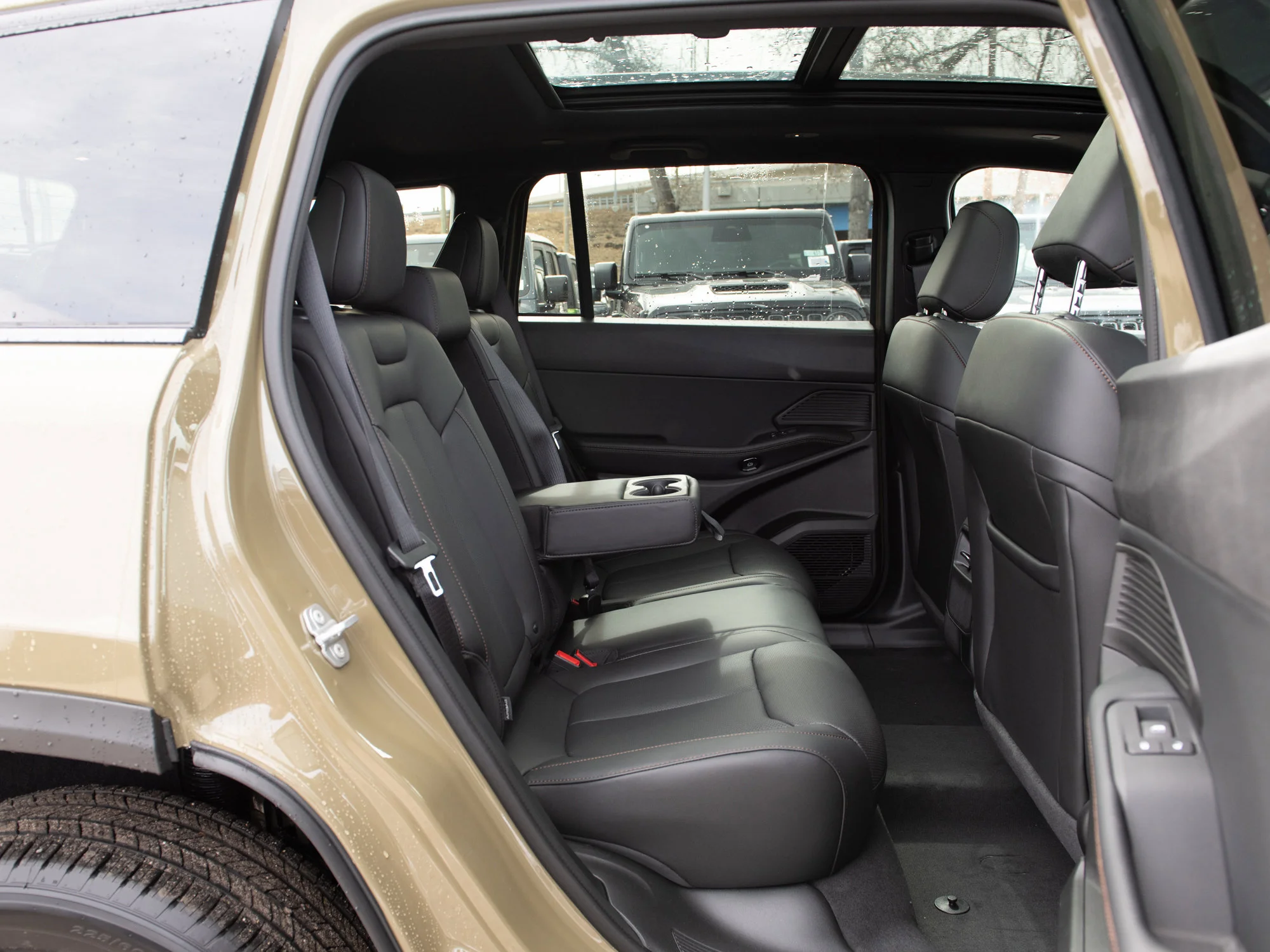 New 2026 41 Jeep Limited * Hybrid image 21