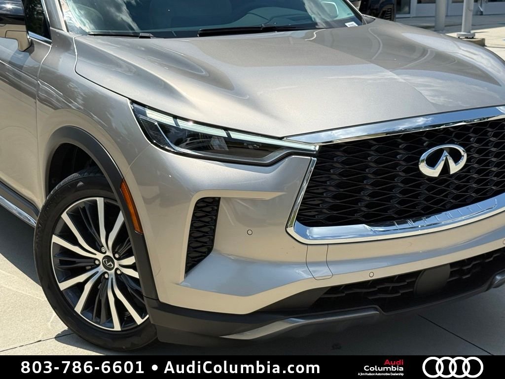 Used 2024 Silver INFINITI Sensory image 6