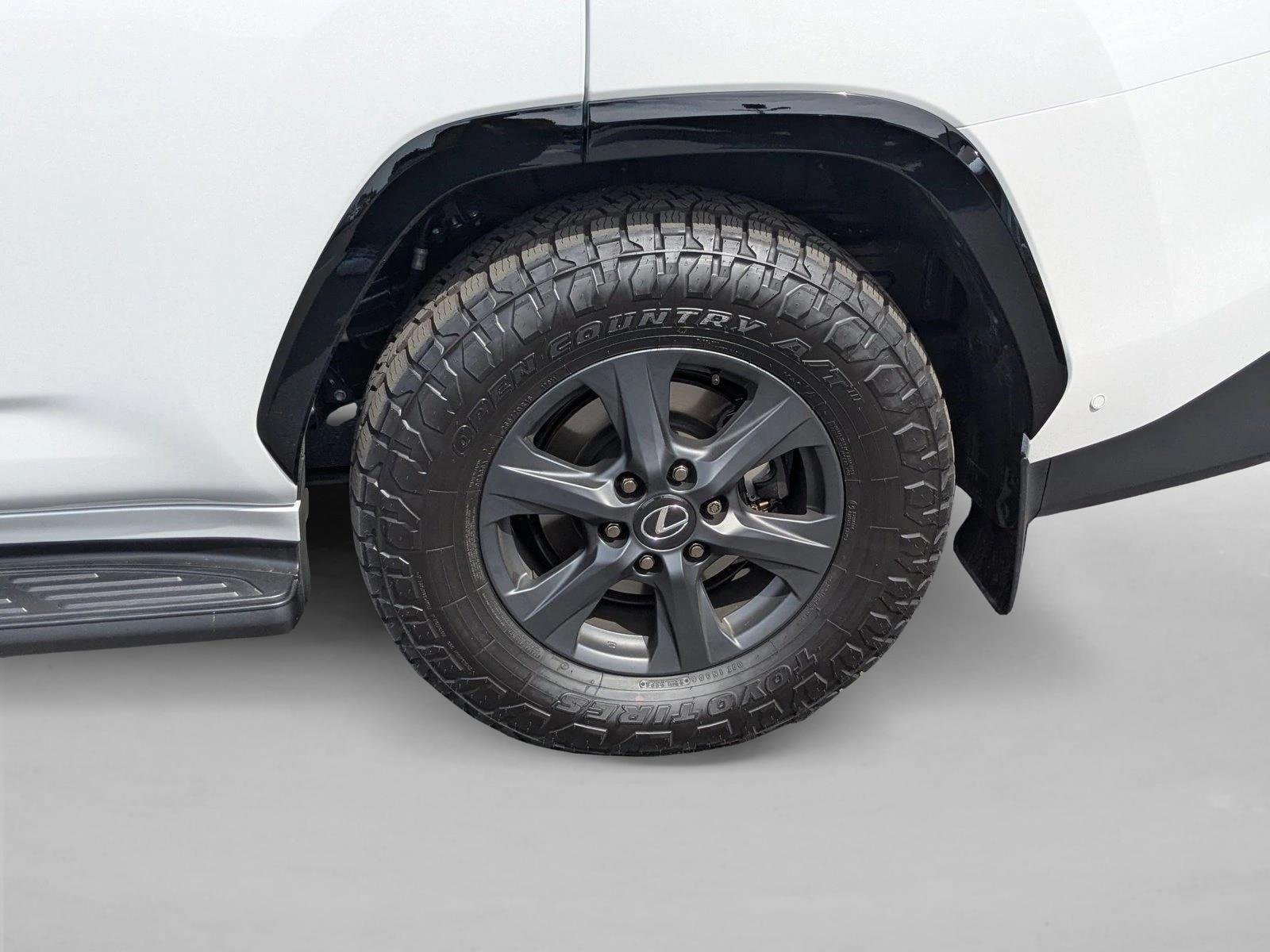 2025 Lexus LX Overtrail - Photo 23