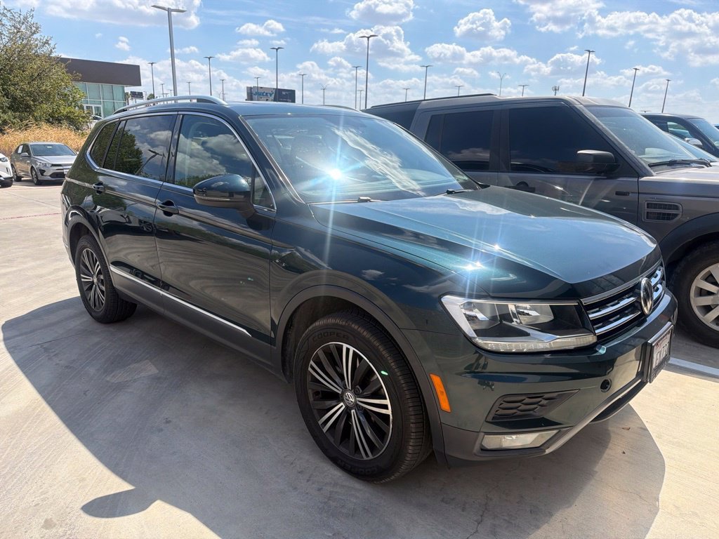 Used 2018 Green Volkswagen 2.0T SEL image 12