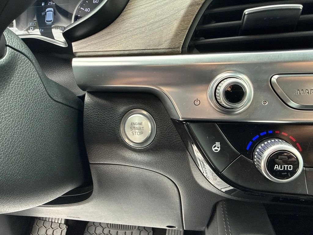 Used 2020 Silver Kia EX image 37