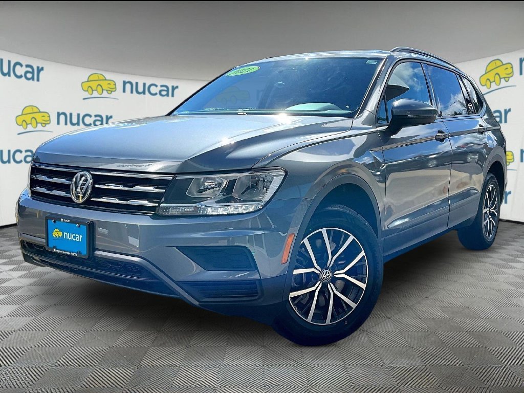 Used 2021 Gray Volkswagen 2.0T S image 3