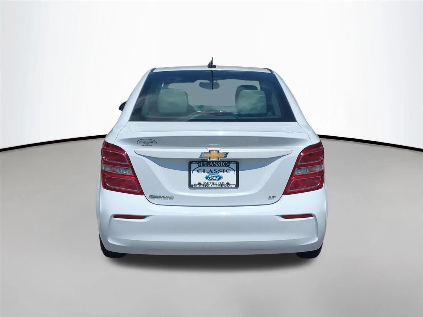 Used 2018  CHEVROLET LT image 4