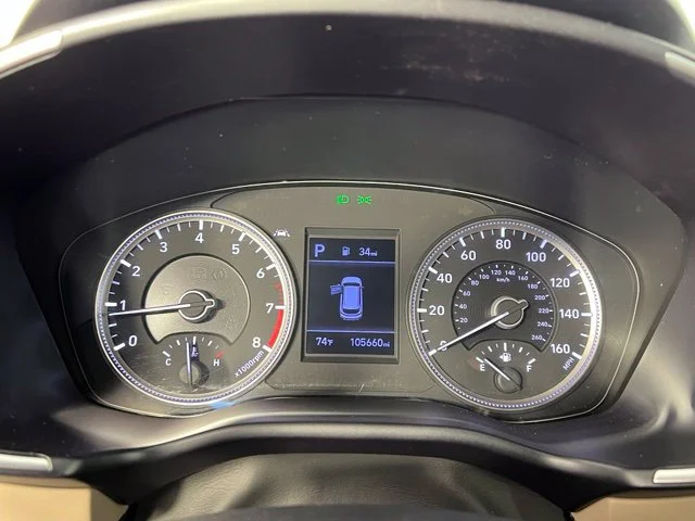 2020 Hyundai Santa Fe SE - Photo 17