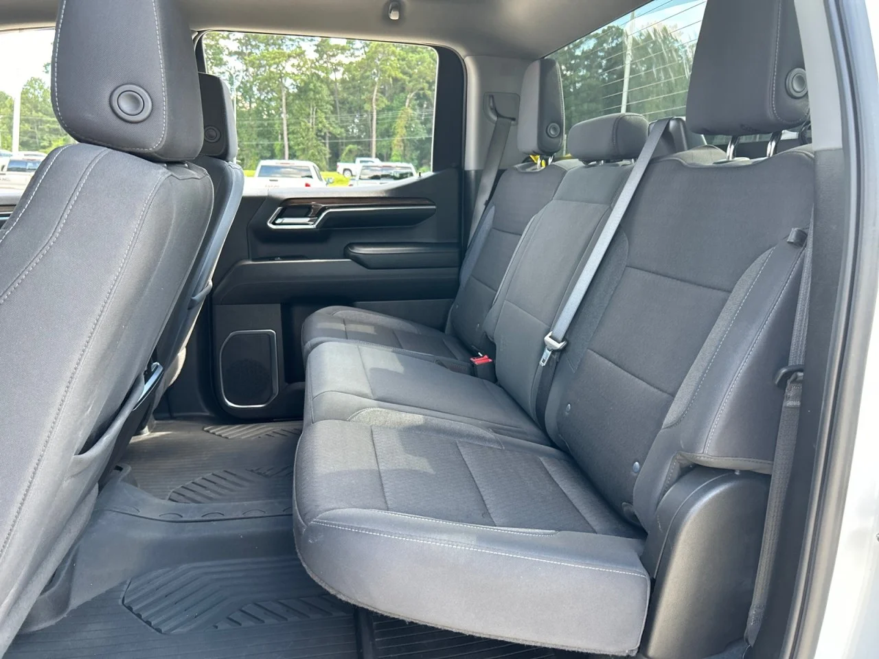Used 2024 Summit White Chevrolet LT Trail Boss image 18