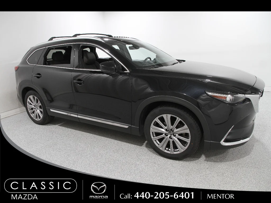 2022 Mazda CX-9 Signature AWD's photo