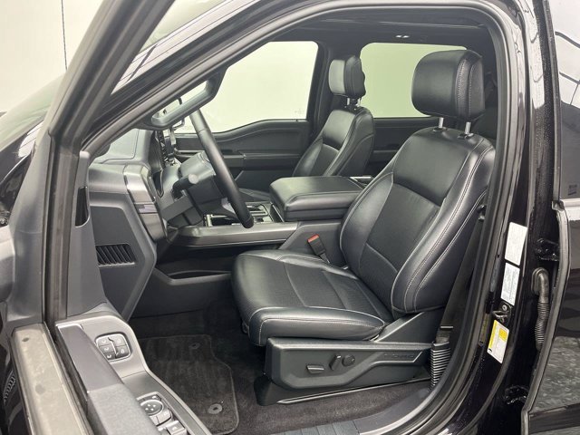 Used 2025 Agate Black Ford LARIAT image 12
