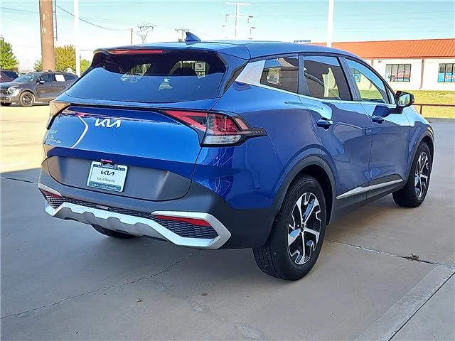 Used 2025 Sapphire Blue KIA EX Front-Wheel Drive image 3