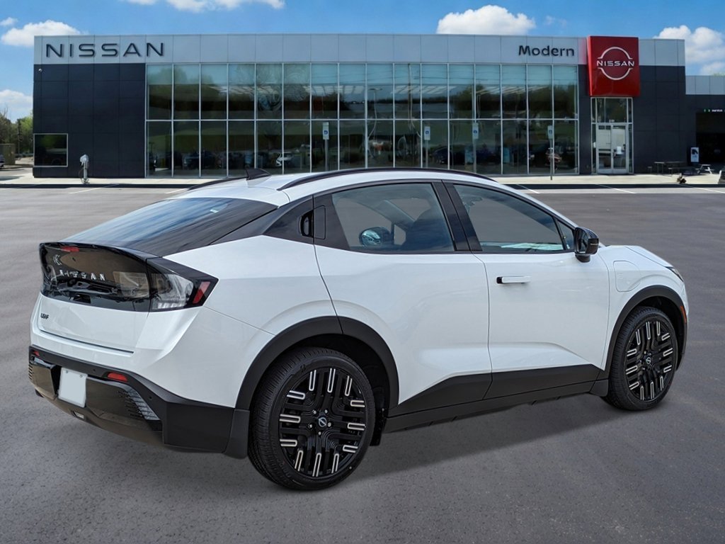 New 2026 Everest White Pearl Tricoat Nissan PLATINUM+ image 5