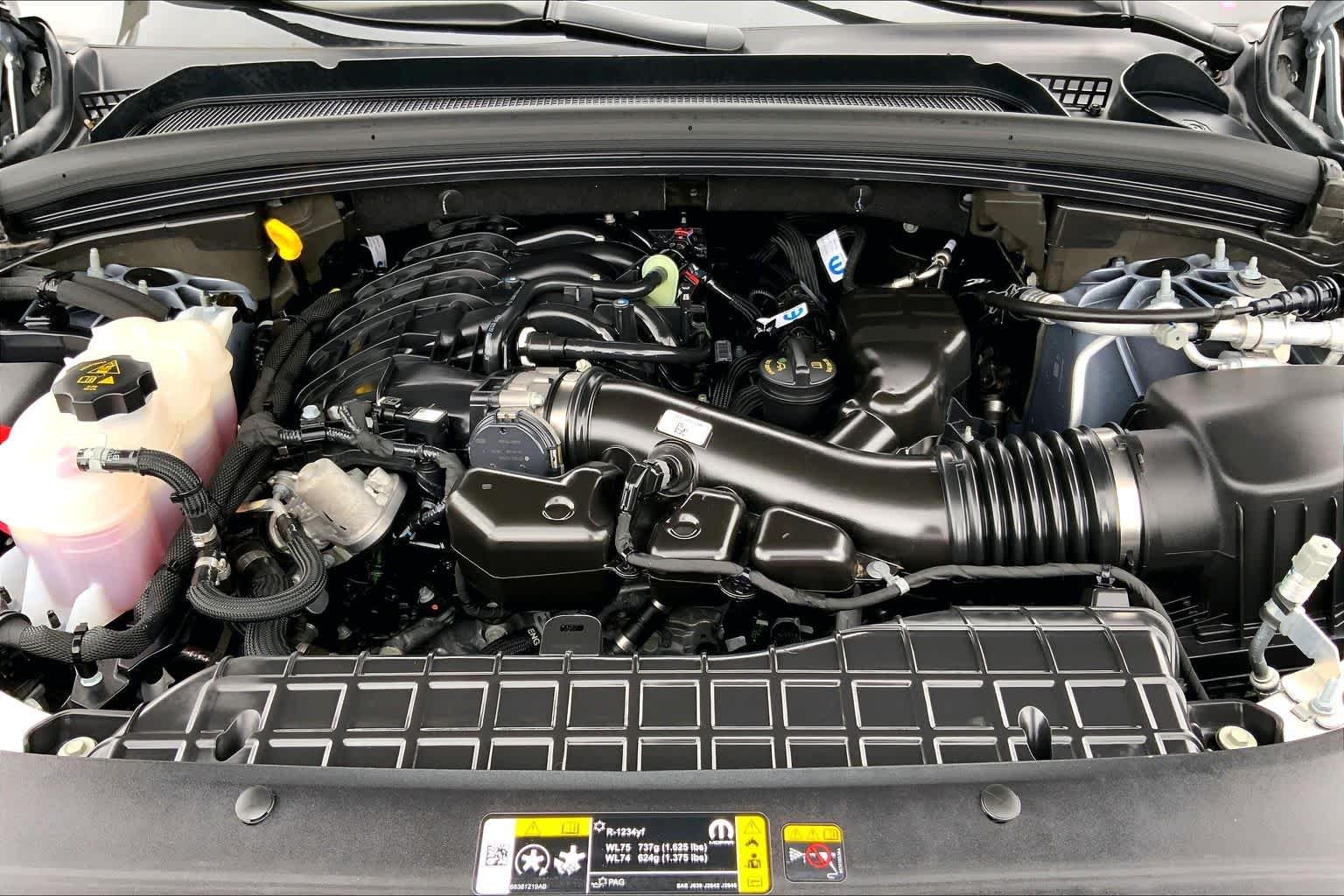 Used 2025 Silver Zynith Jeep Altitude X image 29