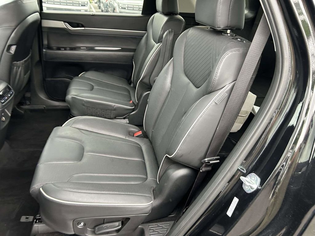 Certified Used 2024 Black Hyundai XRT image 16