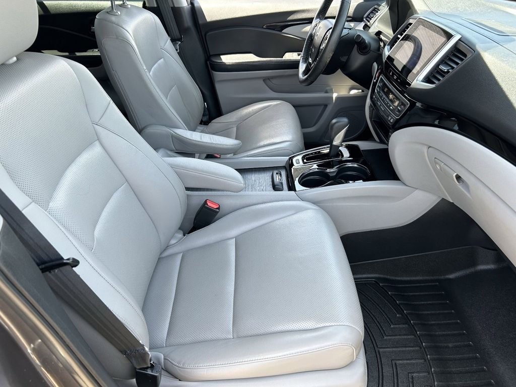Used 2018  Honda RTL-E image 11