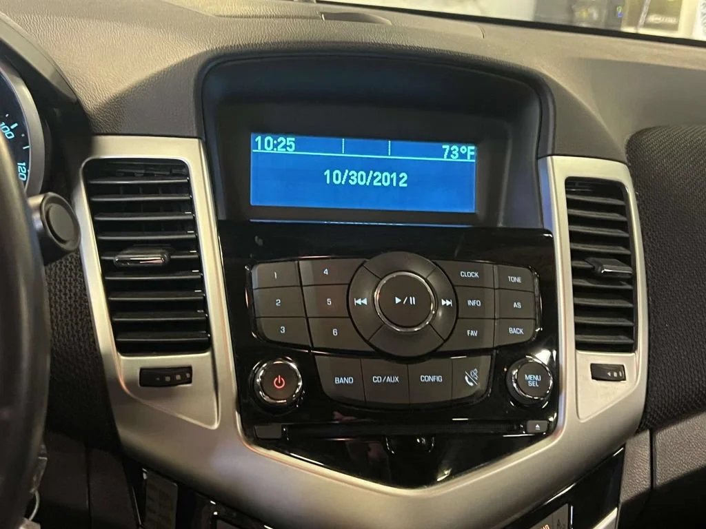 Used 2014 BLACK GRANITE METALLIC Chevrolet 1LT image 19