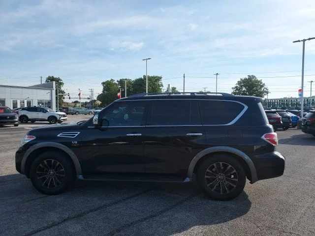 Used 2018 Black Nissan Platinum image 8